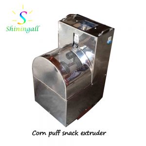 Corn puff snack extruder